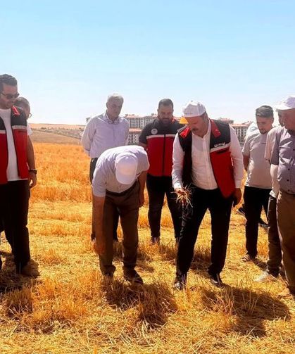 Anız Yangınlarının Zararları Çiftçilere Anlatıldı
