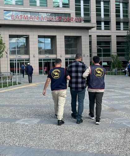 Aranan 32 Hükümlü Yakalanarak Cezaevine Teslim Edildi