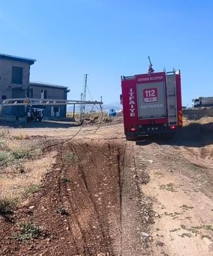 Damperi Tellere Takılan Kamyon Yangına Yol Açtı