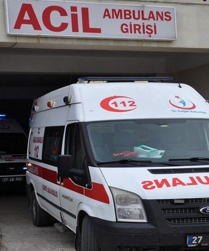 Kontrolden Çıkan Otomobil Devrildi: Sürücü Yaralandı