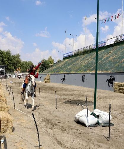 Gaziantep'te Atlı Okçuluk Yarı Final Coşkusu