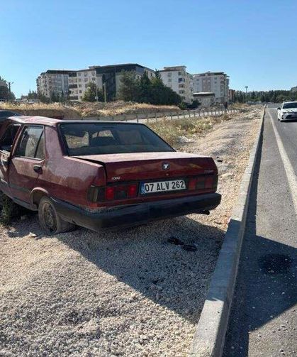 Kontrolden Çıkan Araç Şarampole Devrildi: Sürücü Yaralı
