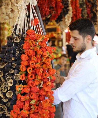 Yaz Mevsimiyle Birlikte Geleneksel Kurutmalıklar Tezgahlardaki Yerini Aldı
