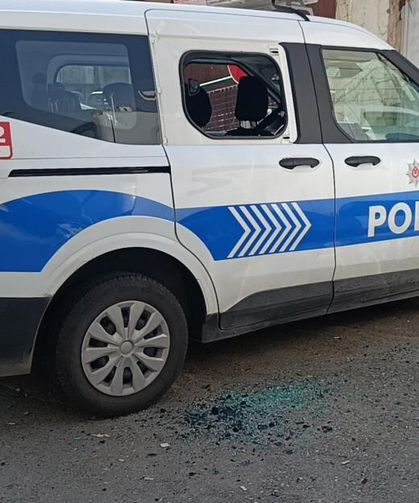 Polis Aracına Bıçakla Saldıran Şahıs Tutuklandı