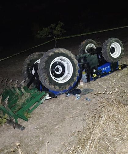 Devrilen Traktörün Altında Kalan Çiftçi Hayatını Kaybetti