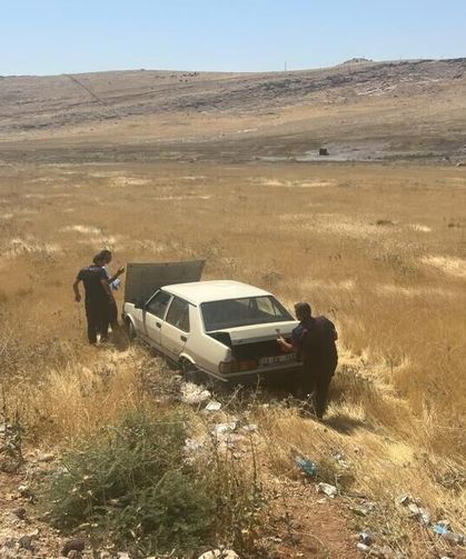 Kontrolden Çıkan Araç Devrildi: Sürücü Yaralandı