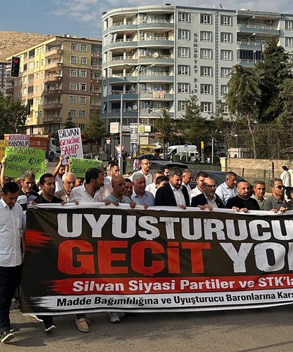 Silvan’dan uyuşturucuya ortak tepki: Siyasi partiler ve STK’lar tek yürek oldu