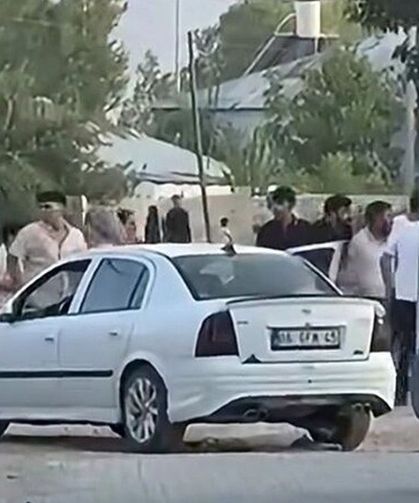 Diyarbakır’dan Van’a giden iki aile birbirine girdi: 5 yaralı