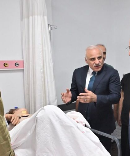 Vali Zorluoğlu, Lice’deki kazada yaralanan vatandaşları hastanede ziyaret etti