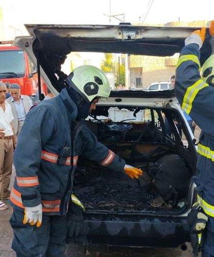 Park Halindeki Otomobilde Yangın: Araç Kullanılamaz Hale Geldi