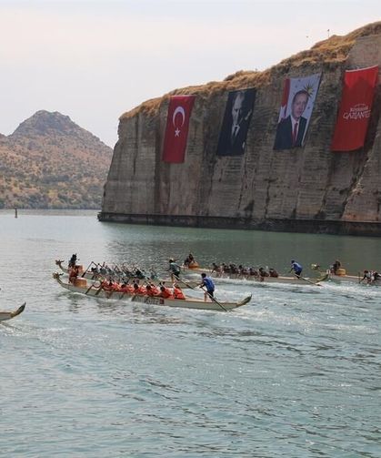 4 Bin 440 Sporcu Fırat'ta Buluştu: 7. Uluslararası Rumkale Su Sporları Festivali Yapıldı