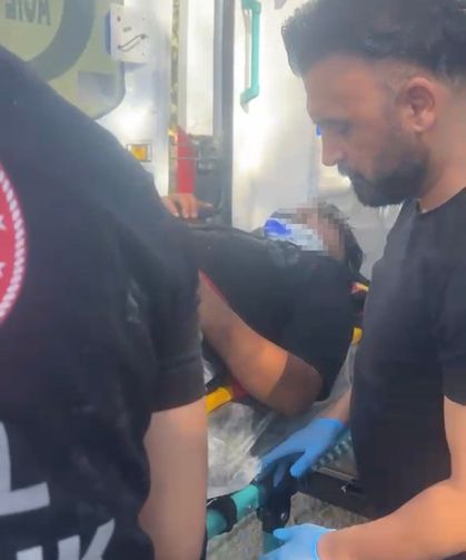 Şarampole yuvarlanan otomobilde 2 kişi yaralandı