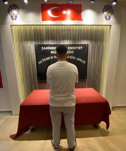Aranan 2 Hükümlü Polis Operasyonuyla Ele Geçirildi