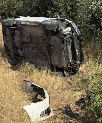 Direksiyon Hakimiyetini Kaybeden Sürücünün Otomobili Devrildi