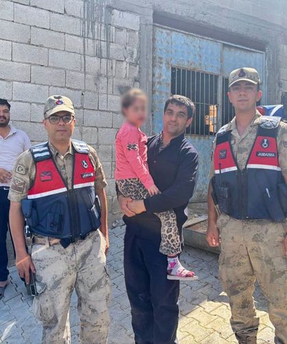 Kayıp çocuk için seferberlik: Dronla aranıp bulundu