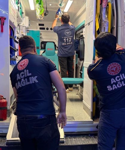 Bisiklet sürerken 5 metre yükseklikten düşen 8 yaşındaki çocuk yaşamını yitirdi