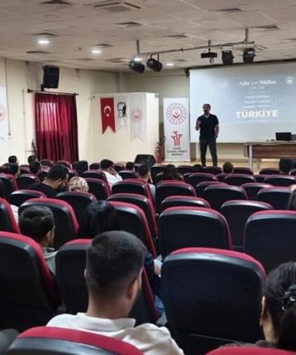 Evlilik Hazırlığı Yapan Gençlere Kapsamlı Eğitim Programı