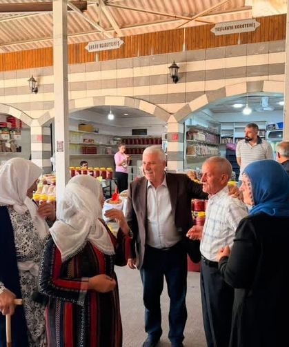 Belediye Başkanı Karamehmetoğlu’ndan Cuma Ziyareti