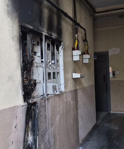 Elektrik Panosunda Yangın Çıktı: Kısa Süreli Panik Yaşandı