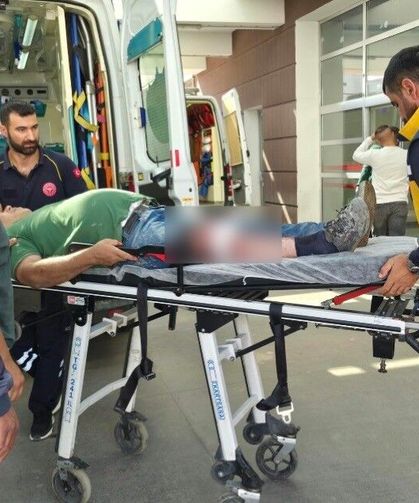 Marangozhanede talihsiz kaza: Usta bacağından yaralandı