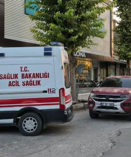 Yalnız Yaşayan 53 Yaşındaki Adam Evinde Ölü Bulundu