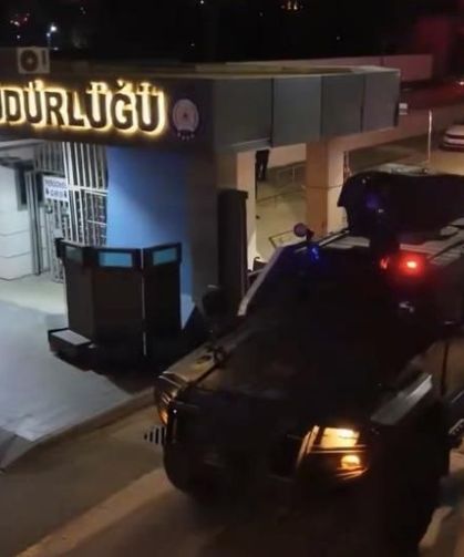 Gaziantep'te Nitelikli Yağma Suçundan 8 Şüpheli Gözaltına Alındı