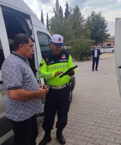 Jandarma Ekiplerinden Okul Çevrelerinde Geniş Çaplı Denetim