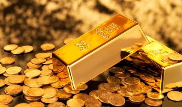 Altın Yatırımcıları Dikkat! Uzman Tahminleri: Gram Altın Yıl Sonunda 3000 TL'yi Görecek mi?