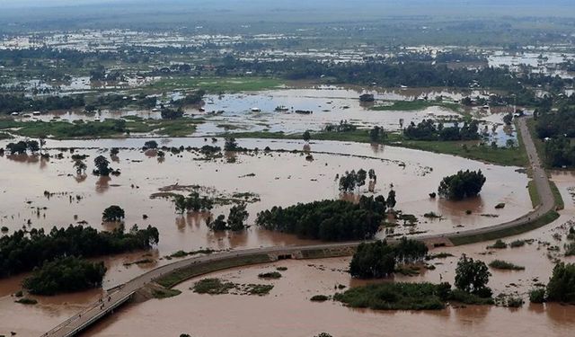 Sel Felaketi: Ölü Sayısı 70'i Aştı, 130 Binden Fazla Kişi Etkilendi!