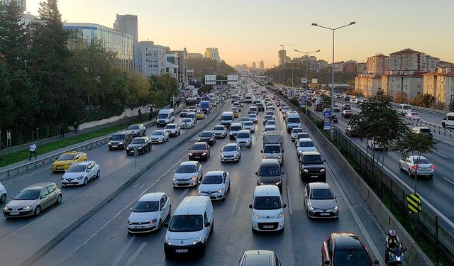 Karayolları Yol Durum Bültenini Paylaştı: 14 Kasım'da Bu Yolları Kullananlar Dikkat!