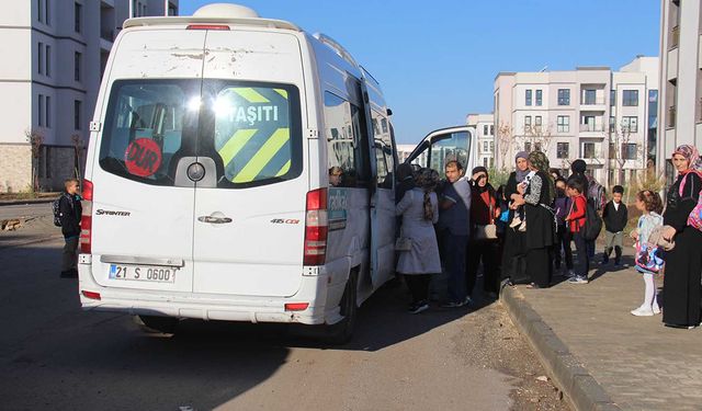 6 bin konut, 2 bin 500 hane: Okul yok, taşımalı eğitim dert!