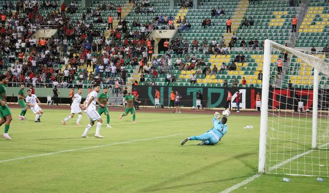 Amedspor 3 – 0 Kocaelispor; Maç esnasında ve sonrasında yaşananlar, açıklamalar