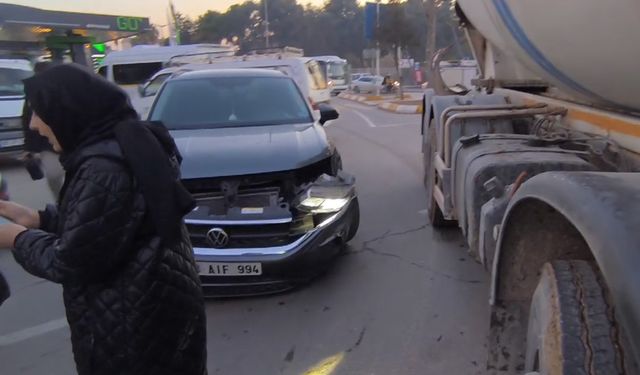 Şanlıurfa’da beton mikseri ile otomobil çarpıştı