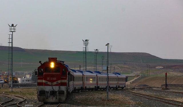 Güney Kurtalan Ekspresi'nde kalkış saatlerinde değişikliğe gidildi