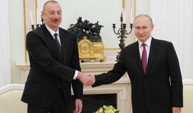 Putin'den Aliyev'e Özür Telefonu