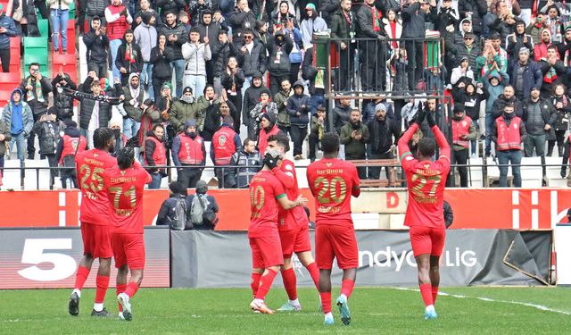 Amedspor kendi evinde Yeni Malatyaspor'a acımadı!