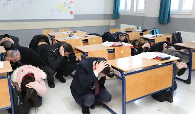 Okullarda İlk Ders "Afet Farkındalık Eğitimi" Olacak