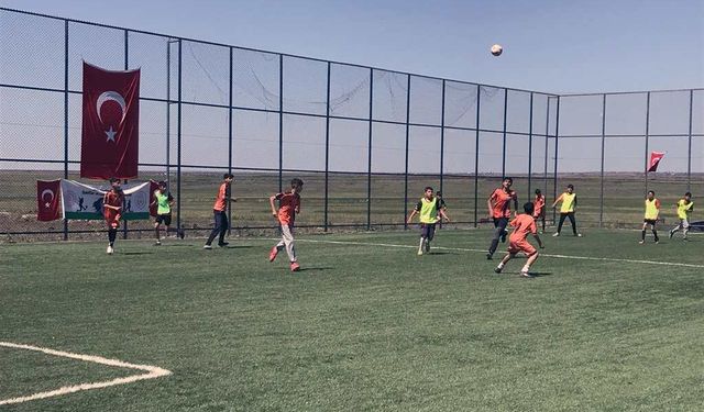 Şehit Uzman Çavuş Serdar Temelli Anısına Futbol Turnuvası Düzenlendi
