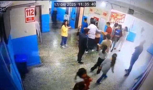 Dili Boğazına Kaçan Öğrenciye Müdür Yardımcısından Hayat Kurtaran Müdahale
