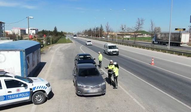 İçişleri Bakanı Yerlikaya: Hız kazandırmaz Hayatımızdan Çalar