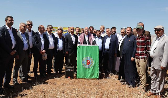 TZOB Genel Başkanı Bayraktar, Şanlıurfa ve Mardin'de incelemelerde bulundu