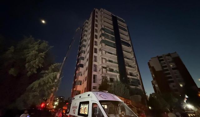 4 Kişinin Yaşamını Yitirdiği Yangına Dair Bilirkişi Ve İtfaiye Raporları Açıklandı