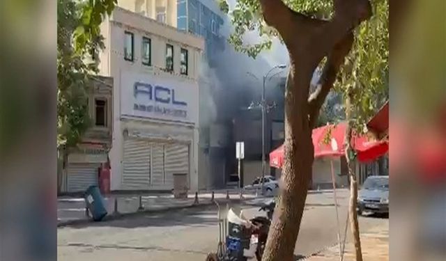 Havai Fişek Deposunda Yangın Paniği! Müdahale Sonucu Söndürüldü
