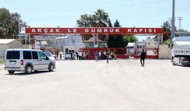 Akçakale Gümrük Kapısı’nda 12 Yıl Sonra İlk Sivil Geçiş