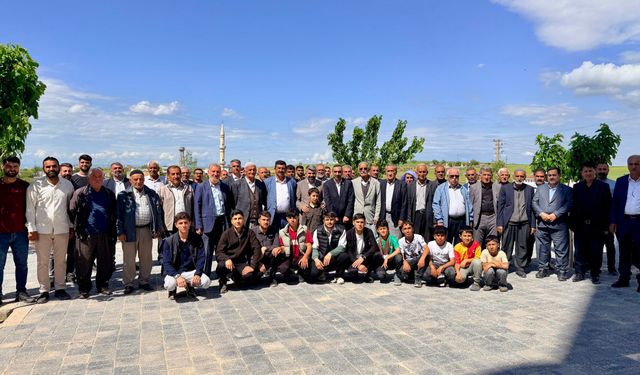 Milletvekili Dinç, Çınar’da Vatandaşlarla Buluştu: Sorunları Meclis’e Taşıyacağız