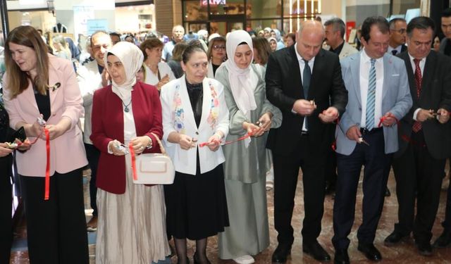 Diyarbakır'da Hayat Boyu Öğrenme Sergisi Kapılarını Açtı