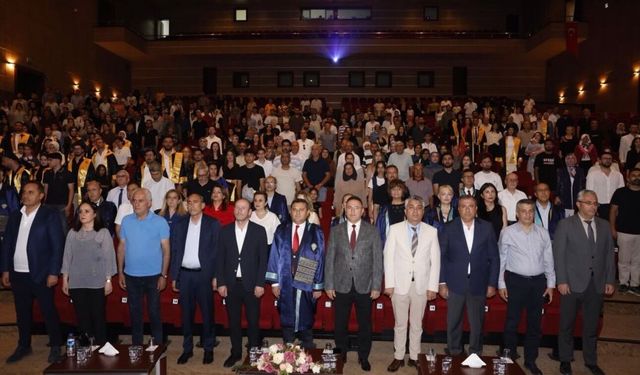 Dicle Üniversitesi Ziraat Fakültesi'nde Mezuniyet Coşkusu: TKDK'dan Genç Ziraatçilere Destek