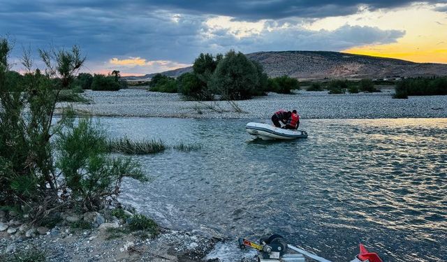 Yükselen Su Seviyesi Nedeniyle Mahsur Kalan 23 Kişi Tahliye Edildi