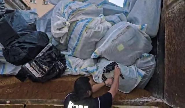 Kamyondan Milyonluk Kaçak Çıktı: 28 Bin Paket Sigara Ele Geçirildi