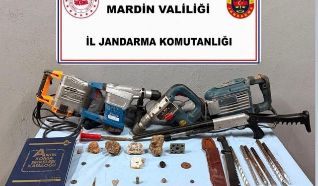 Mardin’de Tarihi Vurgun: 15 Asırlık Roma Mozaiği Kurtarıldı!